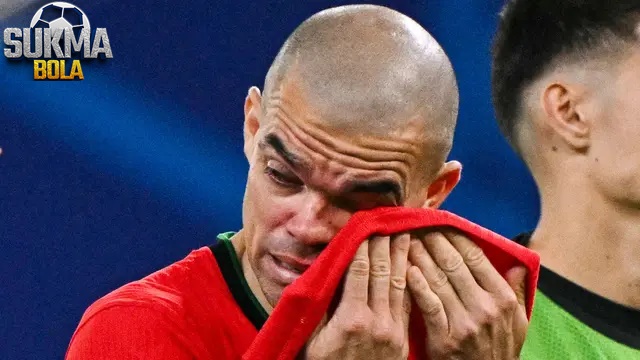 Bek Kawakan Portugal Pepe Resmi Gantung Sepatu di Usia 41 Tahun